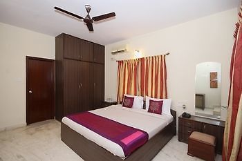 Hotel Oyo 2388 Hebbal Bangalore Exterior foto