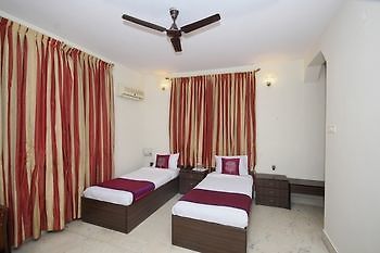 Hotel Oyo 2388 Hebbal Bangalore Exterior foto