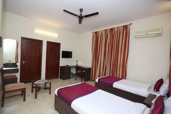 Hotel Oyo 2388 Hebbal Bangalore Exterior foto